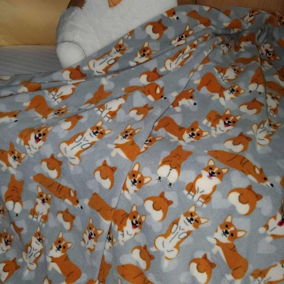 Corgi Fleece Throw Blanket 54"x60" - Picture 8 of 10